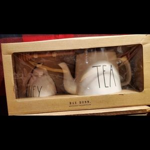 Rae Dunn Tea Pot & Honey Pot w/ Honey Wand  NWT